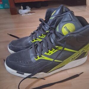 Vintage Men’s Reebok Pumps Twilight Zone size US13 M